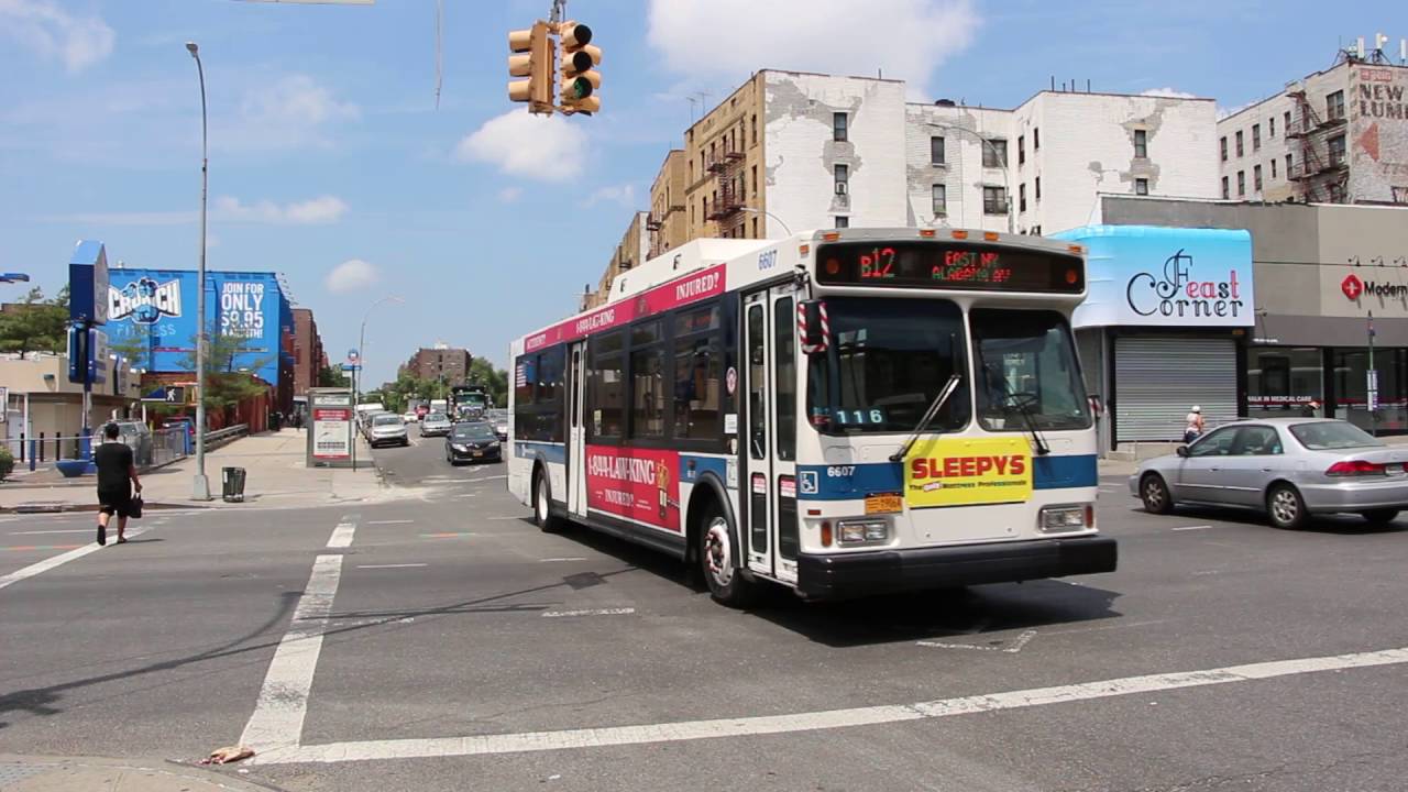 2005 Orion VII 2nd Gen 6607 on the B12 at Empire Blvd and Utica Avenue