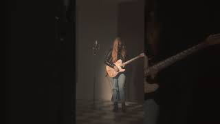 Joanne Shaw Taylor - "Won't Be Fooled Again" - ft. Joe Bonamassa - Official Music Video