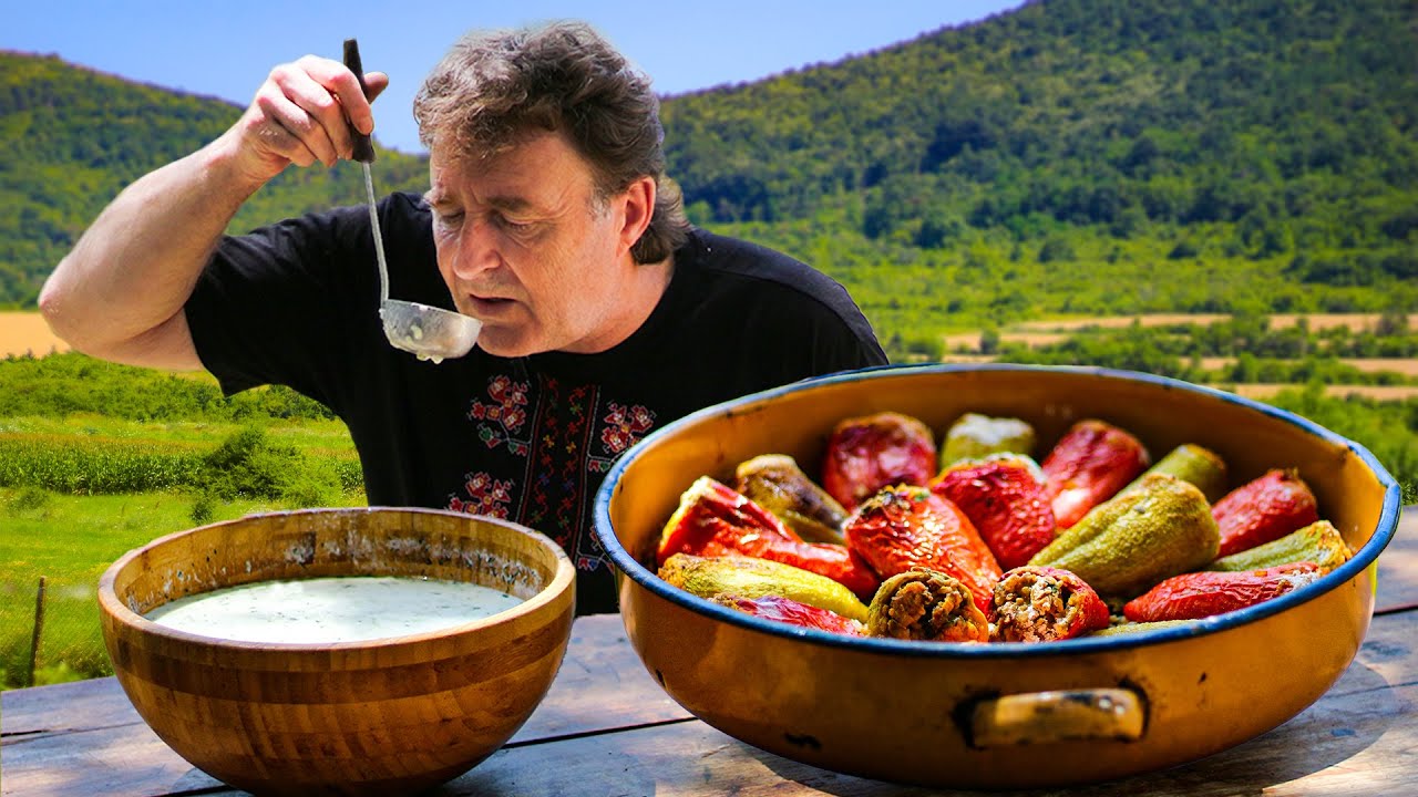 From Bulgaria with Love: Stuffed Peppers with Minced Meat and Rice & Cold Soup "Tarator"