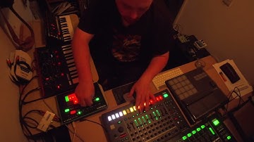 Deep House Live Jam. Tr8s, JU06a, TB3, Monologue.