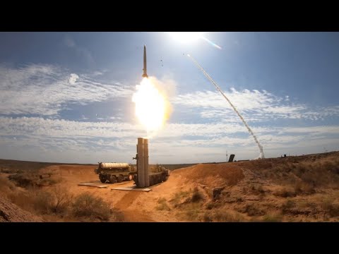 Пламя пусков ракет С-400 озарило астраханский полигон во время учений «Запад 2021»