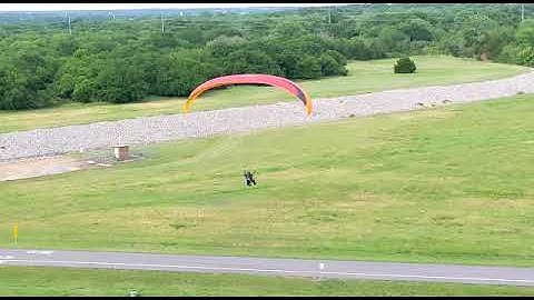 Free Fly launch from a small dam with my MacPara Charger 2.