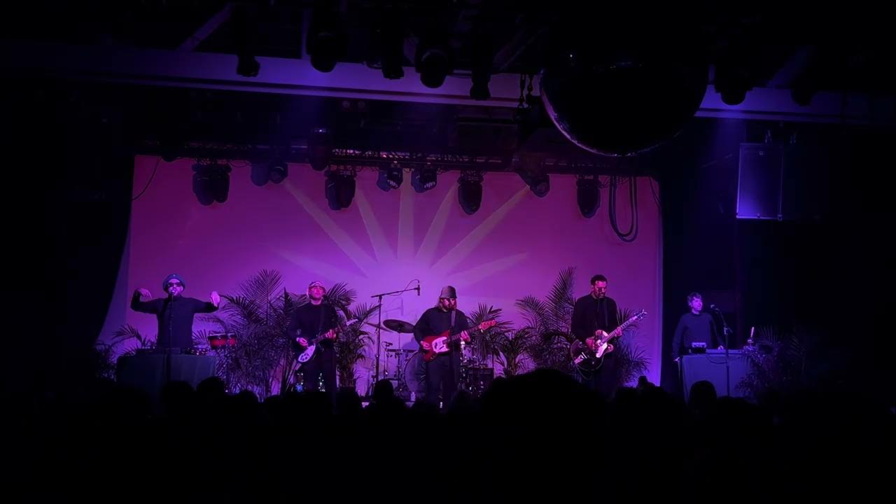 LEISURE Slipping Away / Last Dance [Elsewhere, November 17 2023, 4K