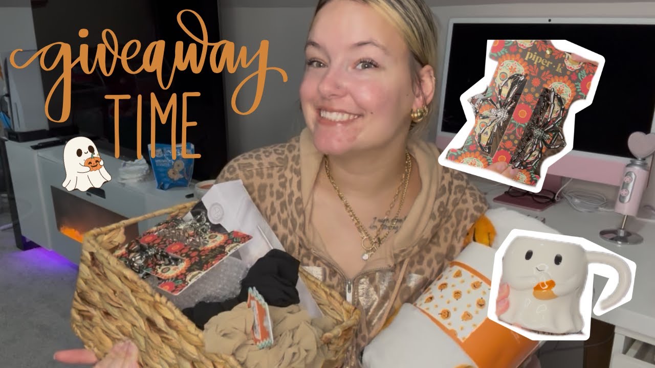 HALLOWEEN GIVEAWAY