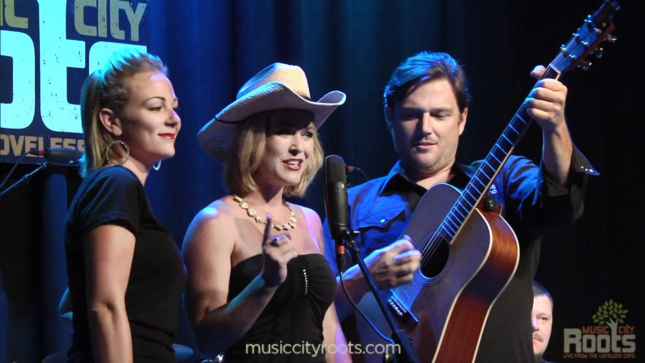 Aly Sutton Vietti Chili Jingle "Pull The Tab Feel The Love" YouTube