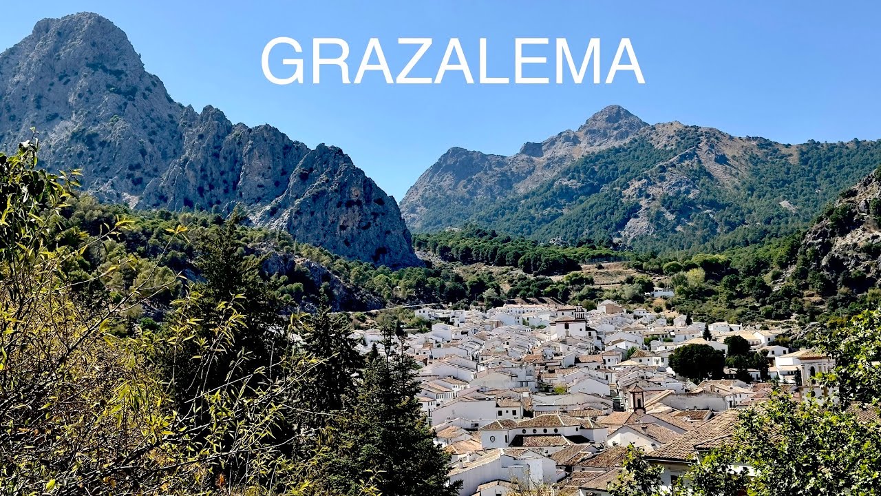 GRAZALEMA. CÁDIZ. UNO DE LOS PUEBLOS BLANCOS MÁS BONITO DE ESPAÑA. 4K UHD. HDR.