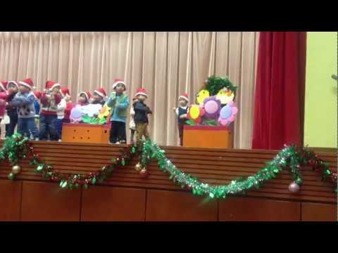 基督恩臨幼稚園幼兒班於聖誕佈道會"健康快樂傳恩理"中表演