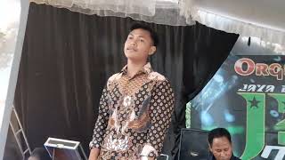 Janji DA ule Cover Revi