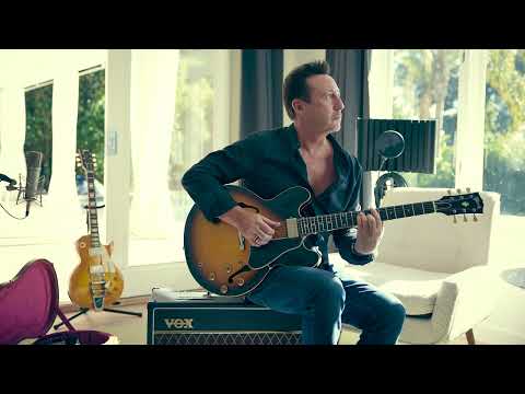 Julian Lennon - In Between - Acoustic Version
