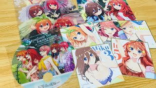 【五等分の花嫁∽夏休み編】入場者特典第2弾『EDイラストクリアうちわ！』暑い夏に五つ子ちゃんの風を感じられるッ⁉︎使ってよし飾ってよしの限定アイテム！コレは『たからもの』だ！【ごとよめ】【春場ねぎ】