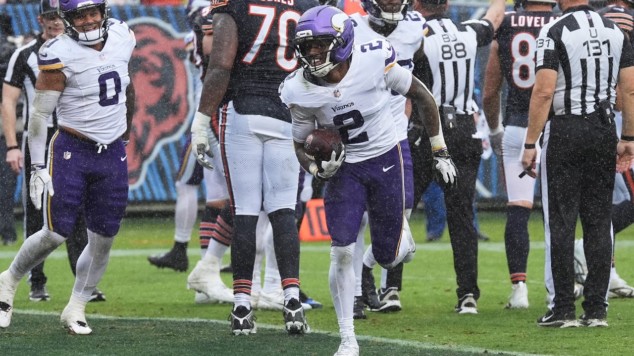 WATCH: Vikings' defense best plays vs. Bears | Week 2
