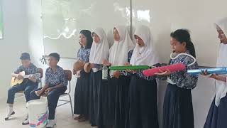 Latihan Ansambel Kelas 7-1