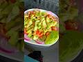 SALADA FRESCA DE ABACATE RÁPIDA  E CHEIA DE SABOR #foryou #receitas #food #abacate #receitafacies