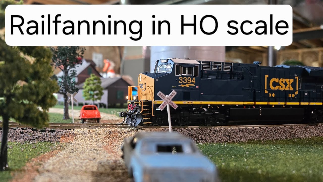 Railfanning in HO Scale. CSX Model Train Layout - YouTube
