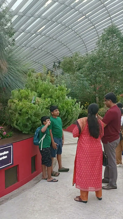 Gardens by the Bay and Flower Dome, Singapore