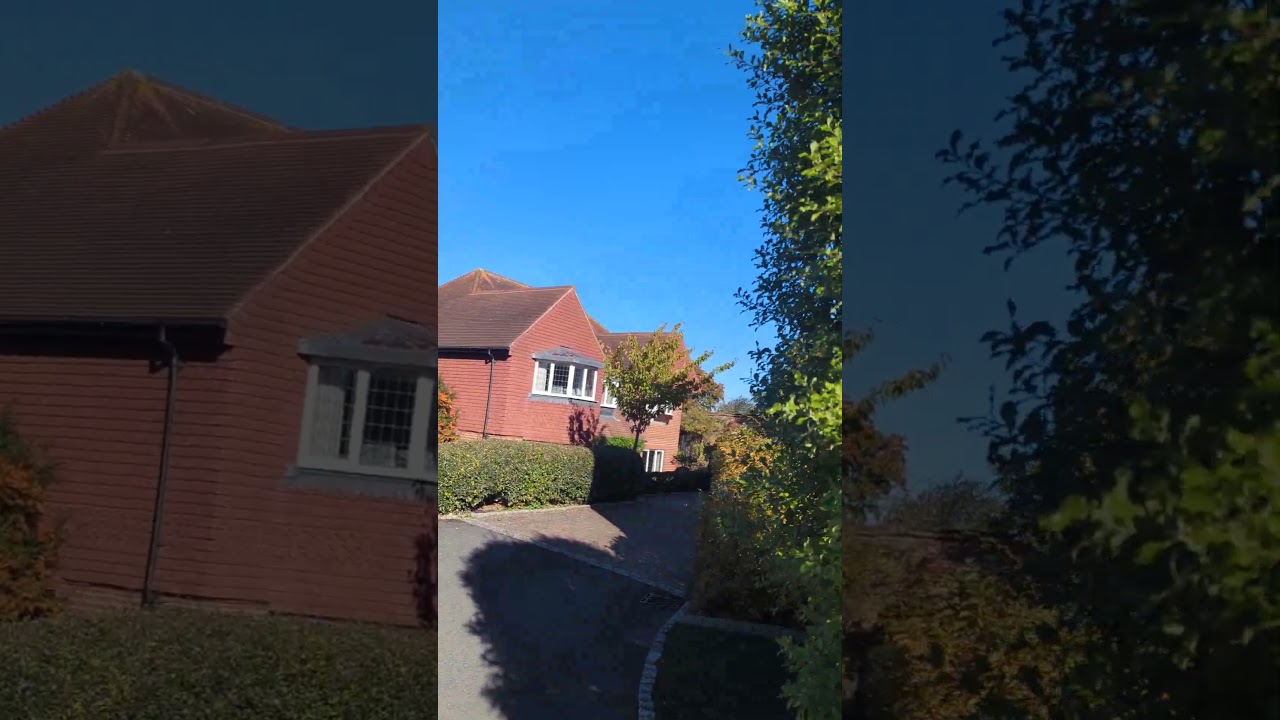 Window Cleaning 7 houses on this estate using the reach and wash system