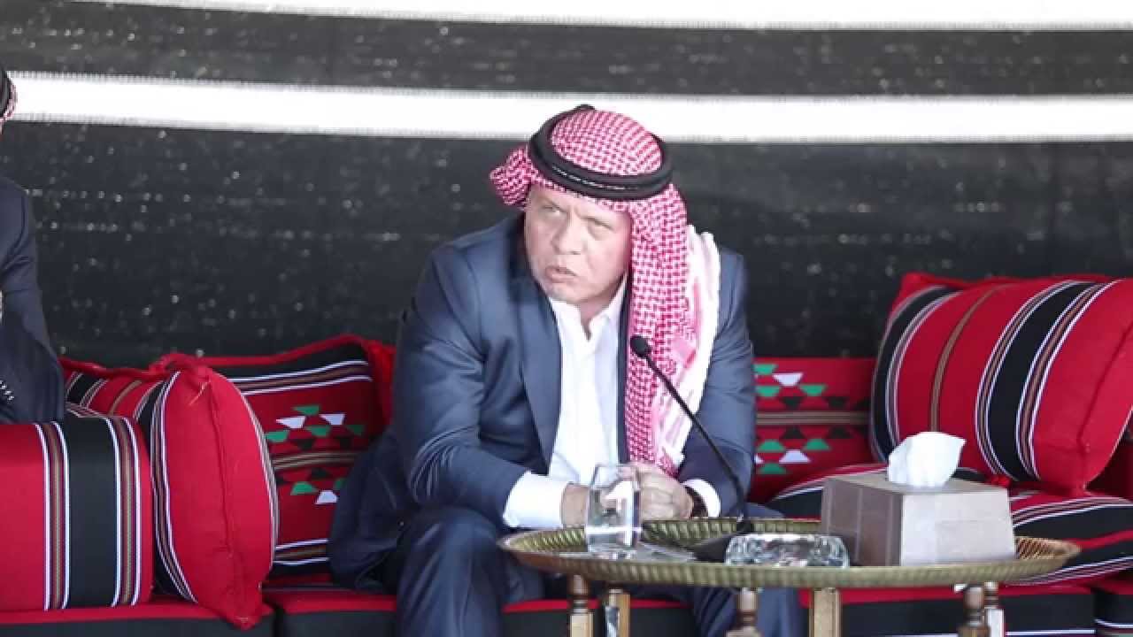 حديث جلالة الملك مع شيوخ ووجهاء البادية الوسطى