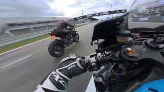 YAMAHA R1 VS DUCATI STREETFIGHTER V4S HAVING FUN ON THE NURBURGRING GP TRACK!