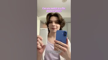 Switching to Flip Phone in 2025? Samsung Galaxy Folder 2 review