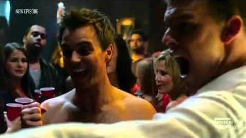 thad Castle breaks bong!