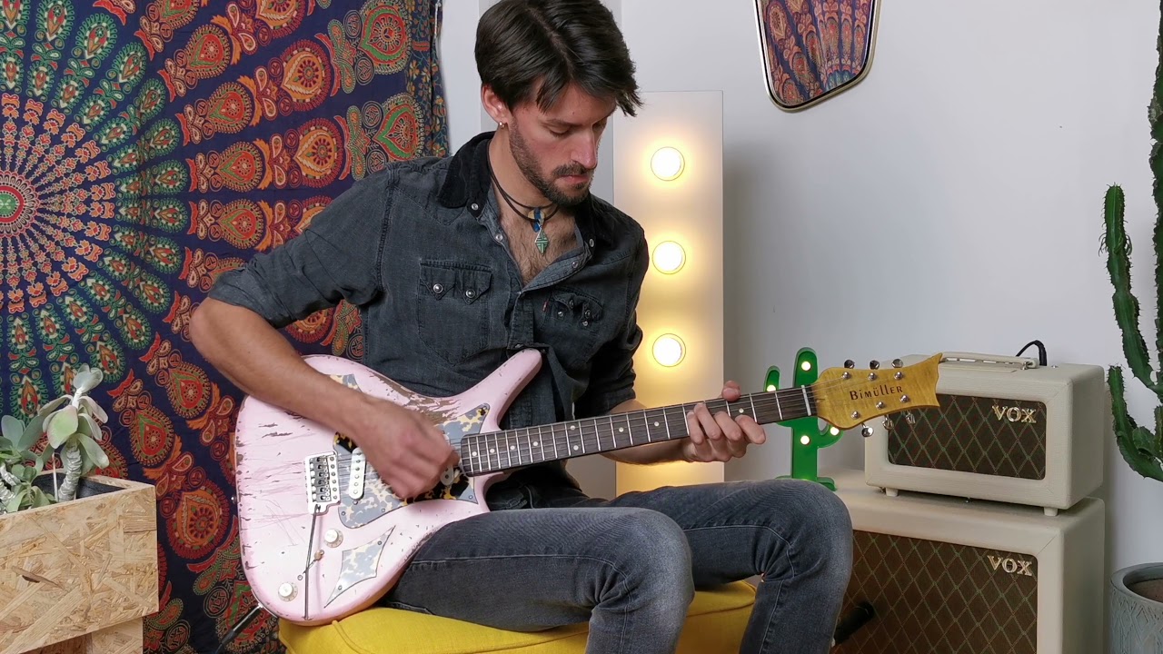 Johannes Bimüller guitars / Big Booty heavy relic pink