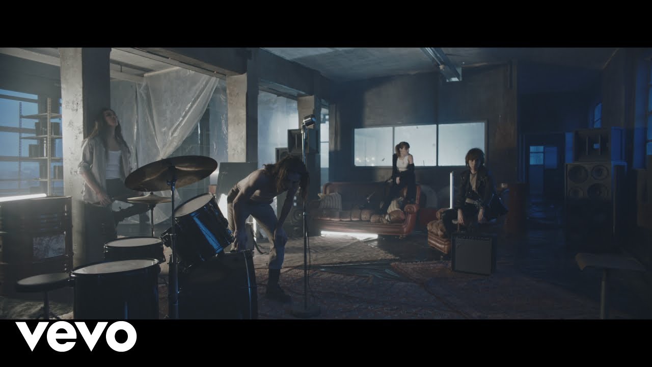 ⁣Måneskin - Fear for Nobody