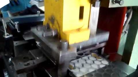 Servo feeder