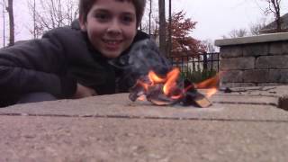 20 Ways to Break the iPhone Cardboard!