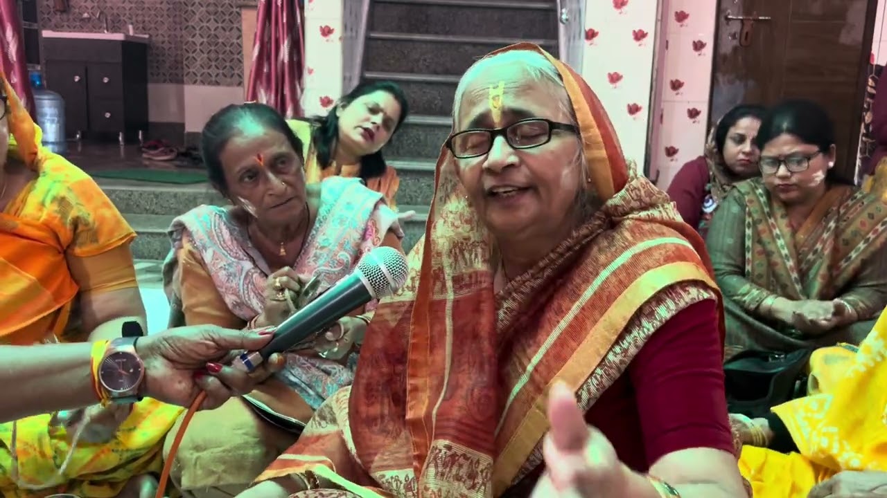 राधा  भजन ❤🙏राधा रानी सी मिलना बड़ा ज़रूरी, श्यामा प्यारी से मिलना बड़ा ज़रूरी। #viralvideo #bhajan