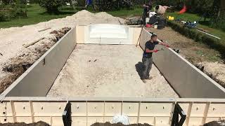 Ambassador Liner Pool Build