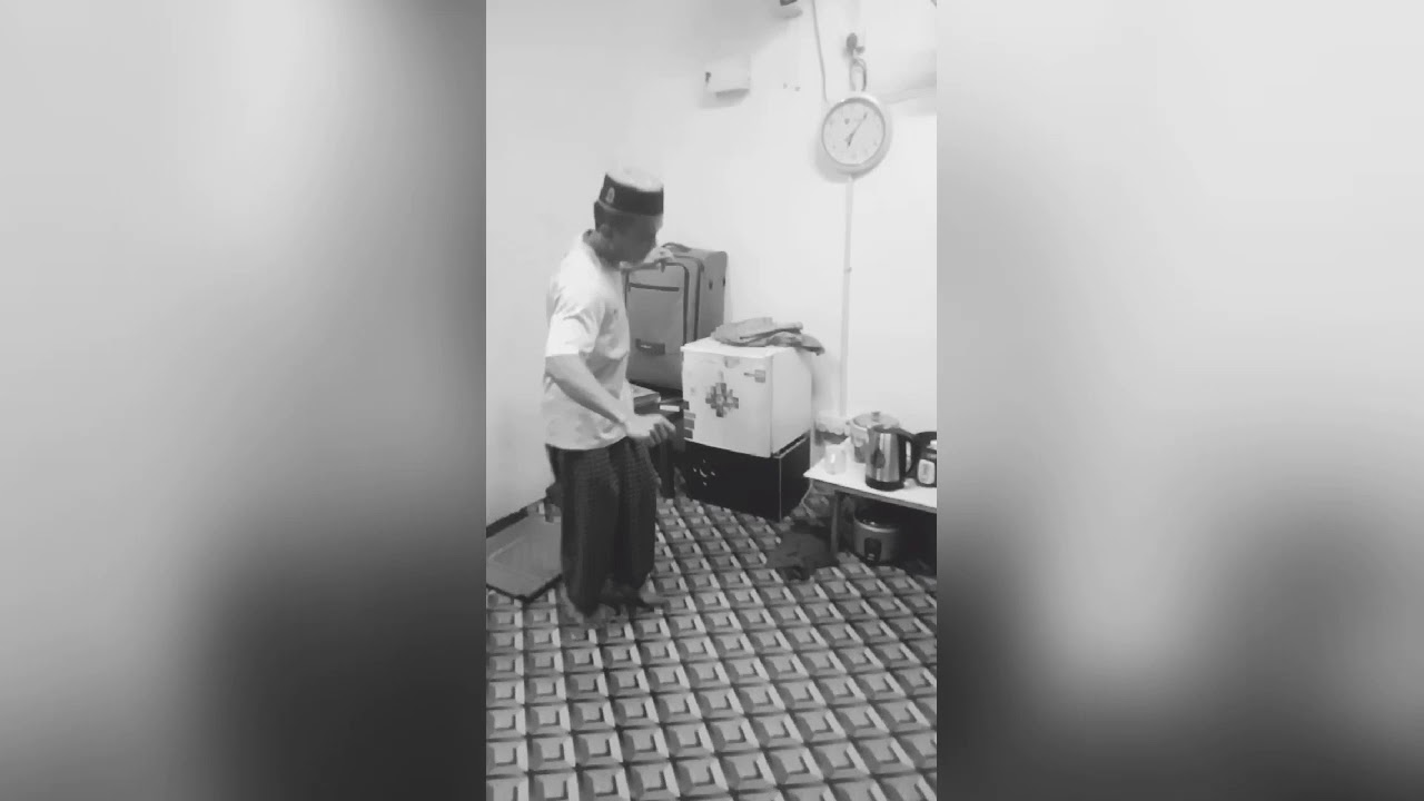 Indra Love Viss - Joget Zapin Rentak Melayu - YouTube Indra Love Viss - Joget Zapin Rentak Melayu - YouTube