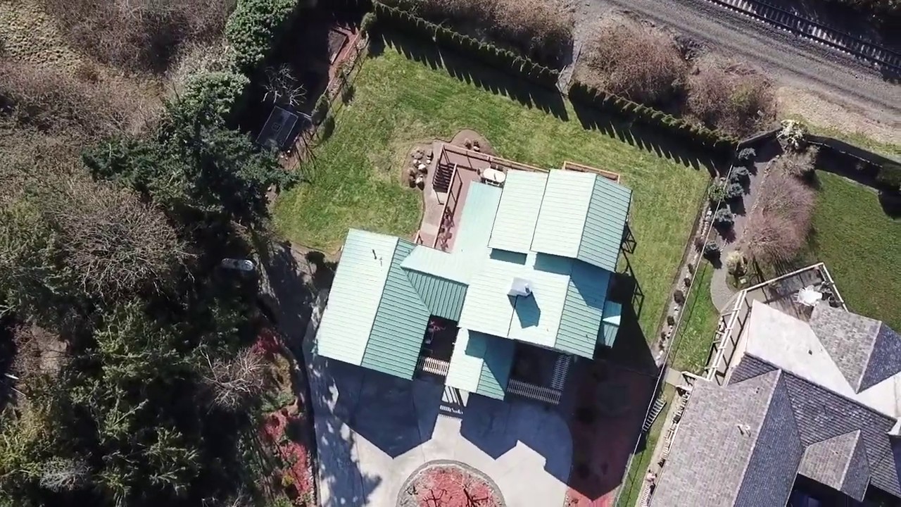 845 Chuckanut Drive, Bellingham. Exceptional Home on 1.53 Acres. Bay Views. $1,000,000 (SOLD)