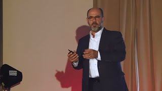 Fintech y banca, aprendiendo de otras industrias. | Mario Hernandez | TEDxPuraVidaSalon