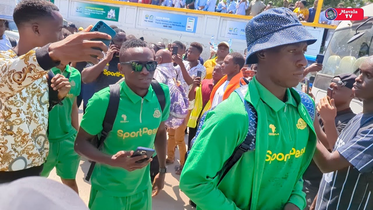 🔴#LIVE_ MASKINI ONA WACHEZAJI WA YANGA WALICHOFANYIWA BAADA YA KUTUA DAR WAKITOKEA ZANZIBAR 