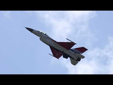 F-16 Viper Demo Team YF-16 “Falcon 50” Livery- Airshow Highlights! - Stuart Airshow 2024