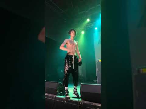 Iann Dior Kicks Guy Out Of His Concert In Salt Lake City Utah