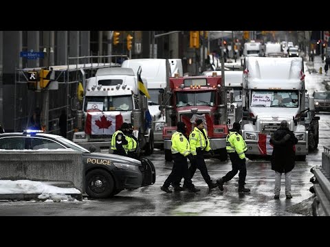 Canadá: juez ordena el fin del bloqueo de los antivacunas en Ontario