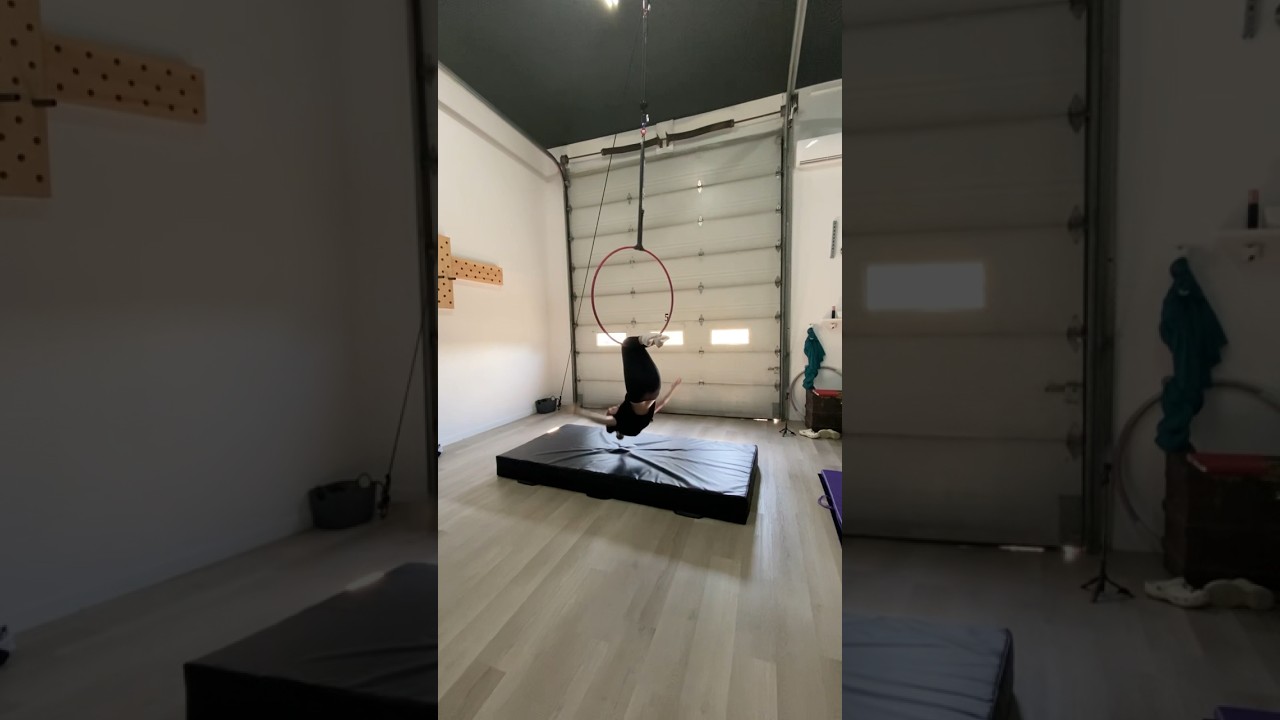 New way to climb up me aerial hoop 