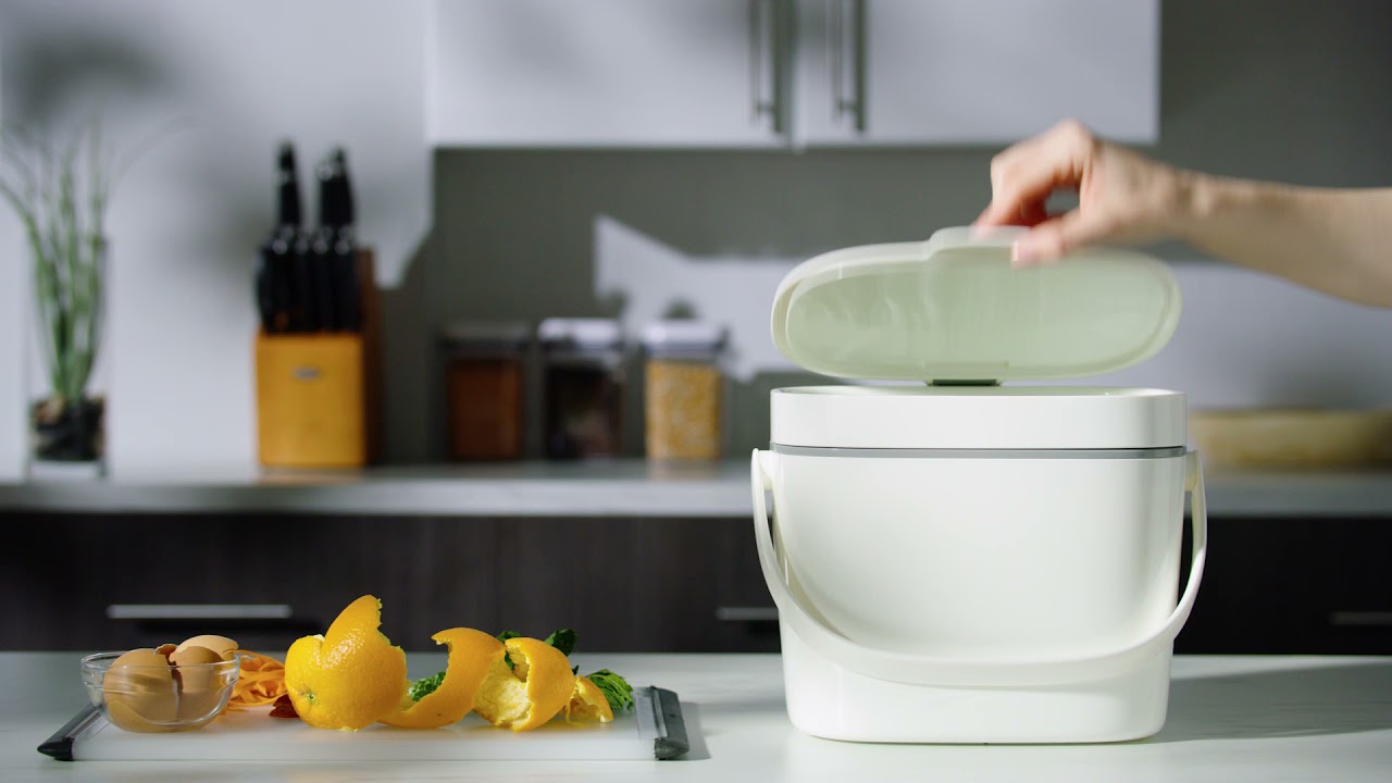 Bac à compost de cuisine gris 6,6 litres avec couvercle hygiénique