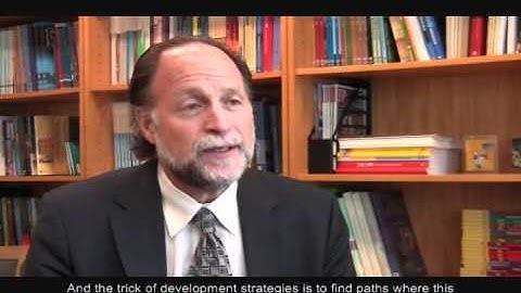 Ricardo Hausmann (1/3): How to Build Larger Teams