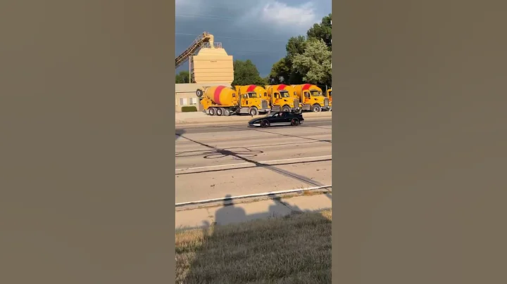 twin turbo fiero leaving car show #twinturbo #pontiacfiero
