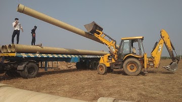 JCB 3DX pipe unloading