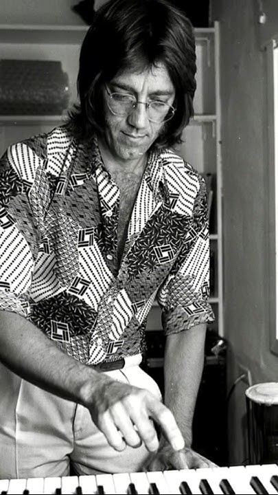 Цього дня 1939 року народився Рей Манзарек... / Ray Manzarek was born ...