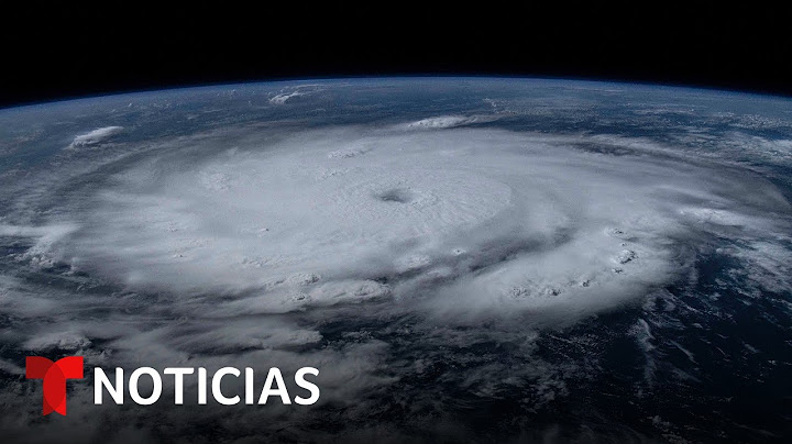 El huracán Beryl llega a la costa de Jamaica y avanza hacia México