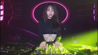 DJ Jenny Yến Mix in the New Latin