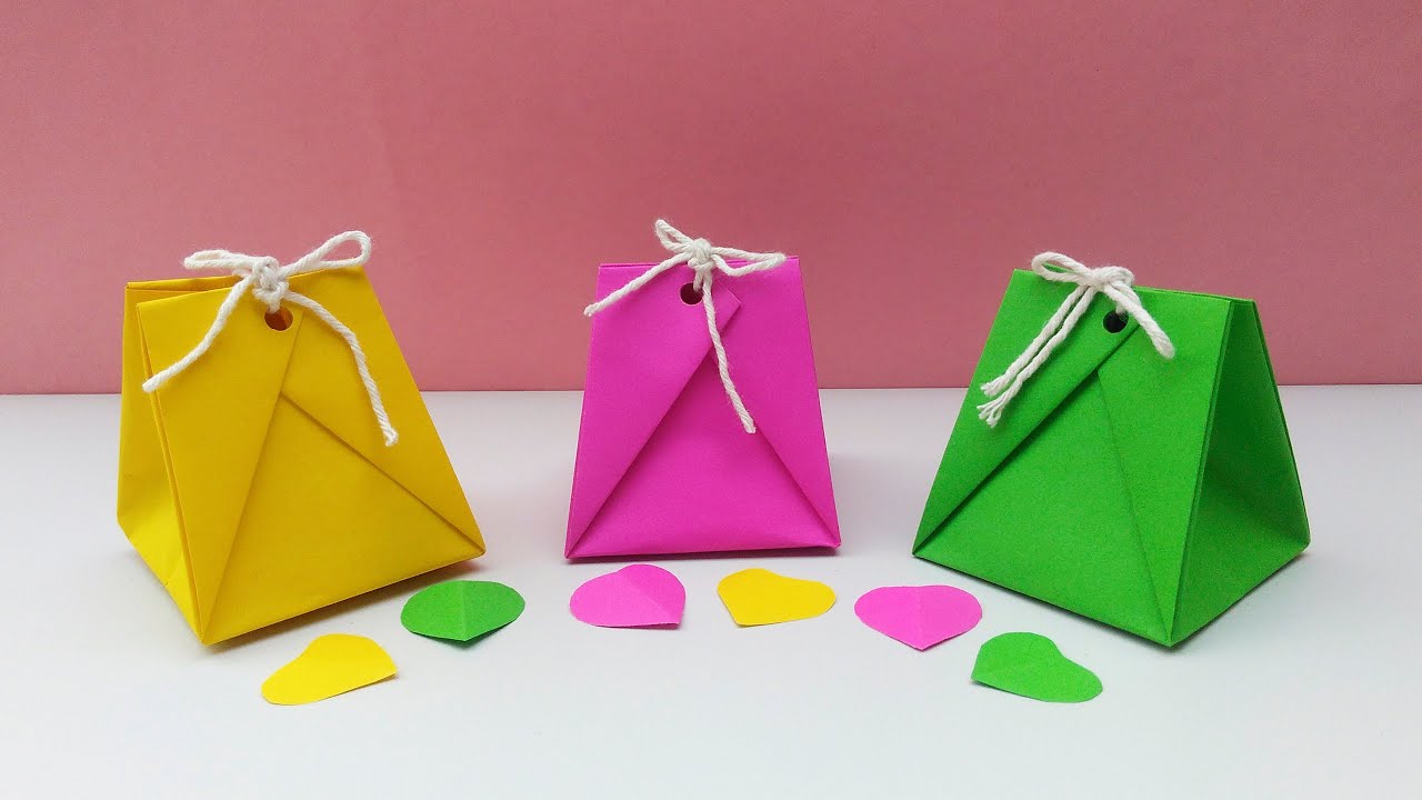 Como hacer bolsas de papel para regalo. Manualidades fáciles, Cómo hacer  bolsas de papel para regalo.