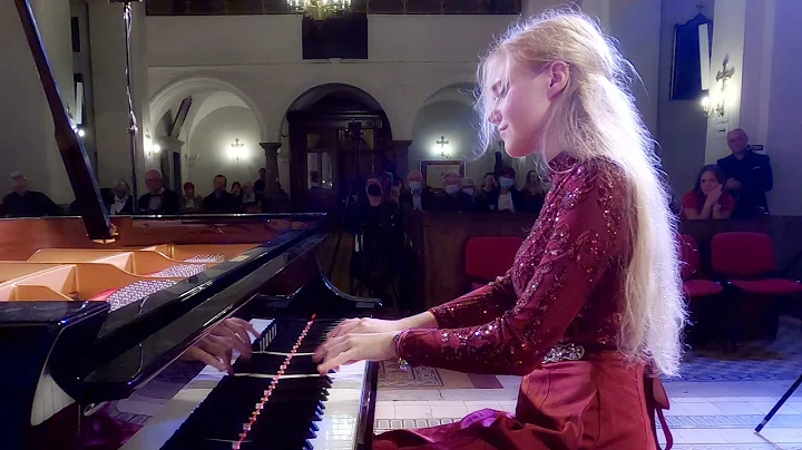 PapandopuloStudi...  No. 1 - Mia Penik, piano