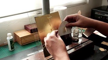 Reverse Glass Gilding Part 02 - Water Gilding