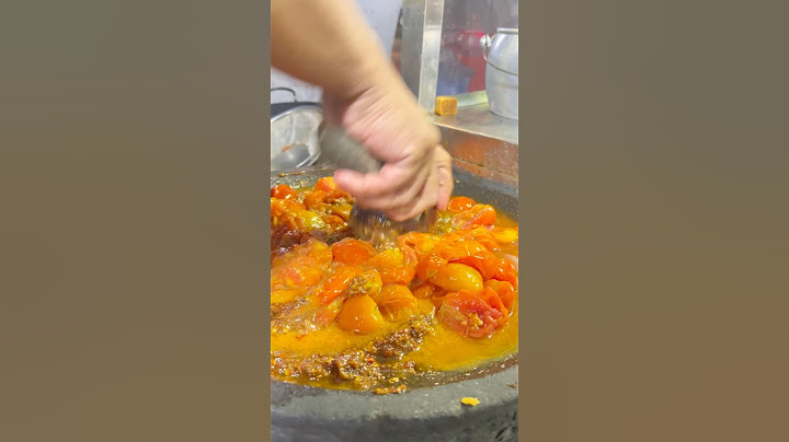 CHICKEN SAUCE WITH FRIED KALE IN JAYAPURA PAPUA