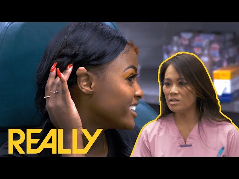 Dr. Lee Thinks Aspiring Model’s Ear Keloids Are Cute | Dr. Pimple Popper: This Is Zit